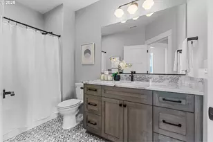 625 NW Crater Lk Dr, Dallas, OR 97338 - Photo 23