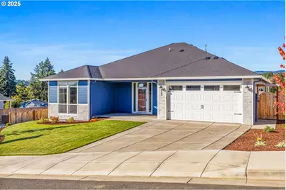 625 NW Crater Lake Dr, Dallas, OR 97338 - Photo 1