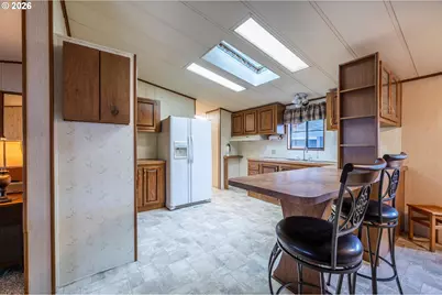 510 Shorepines Ave, Coos Bay, OR 97420 - Photo 11