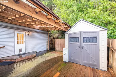 510 Shorepines Ave, Coos Bay, OR 97420 - Photo 43