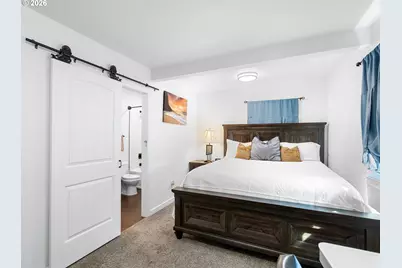 1677 E Main St, Hillsboro, OR 97123 - Photo 15