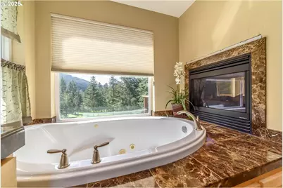 21626 Glaze Rd, Veneta, OR 97487 - Photo 15