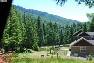 21626 Glaze Rd, Veneta, OR 97487 - Photo 13