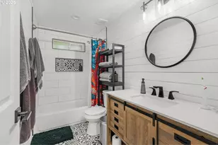 9028 N Chautauqua Pl, Portland, OR 97217 - Photo 15