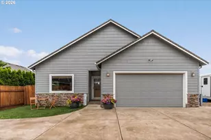 852 T St, Springfield, OR 97477 - Photo 1