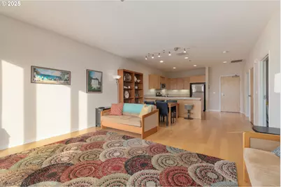 1375 Olive St #503, Eugene, OR 97401 - Photo 9