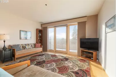 1375 Olive St #503, Eugene, OR 97401 - Photo 7