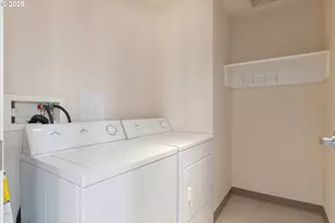 1375 Olive St, Eugene, OR 97401 - Photo 23