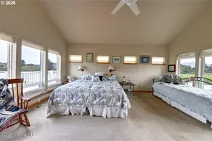 500 Farrell Ct, Seaside, OR 97138 - Photo 17