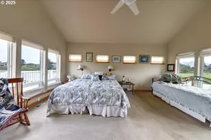 500 Farrell Ct, Seaside, OR 97138 - Photo 17