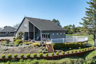 500 Farrell Ct, Seaside, OR 97138 - Photo 3