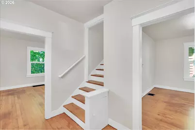 617 SE 20th Ave, Portland, OR 97214 - Photo 9