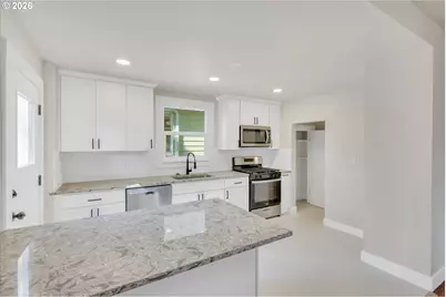 617 SE 20th Ave, Portland, OR 97214 - Photo 15