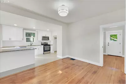 617 SE 20th Ave, Portland, OR 97214 - Photo 11