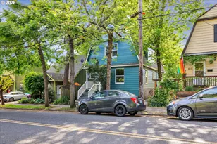 617 SE 20th Ave, Portland, OR 97214 - Photo 3