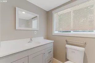2706 SE Spruce St, Hillsboro, OR 97123 - Photo 19