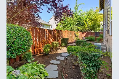 12847 NW Bayonne Ln, Portland, OR 97229 - Photo 39