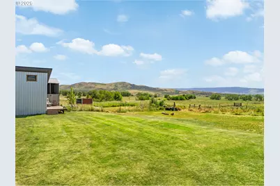 60910 Sharp Rd, Cove, OR 97824 - Photo 9