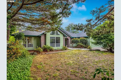 33726 Lake Front Dr, Warrenton, OR 97146 - Photo 1