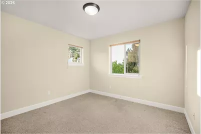 8034 SW 195th Ave, Beaverton, OR 97007 - Photo 19