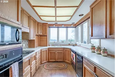 39986 Gisler Rd, Scio, OR 97374 - Photo 25