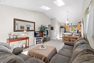 1924 NW 143rd Ave, Portland, OR 97229 - Photo 11