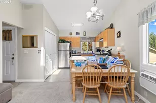 1924 NW 143rd Ave, Portland, OR 97229 - Photo 13