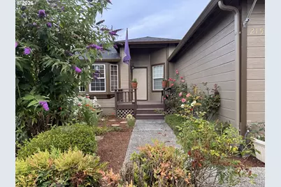 2157 38th Ct, Washougal, WA 98671 - Photo 3