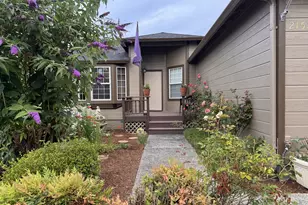 2157 38th Ct, Washougal, WA 98671 - Photo 3