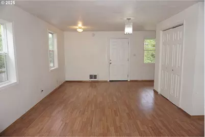 91716 Taylorville Rd, Westport, OR 97016 - Photo 9