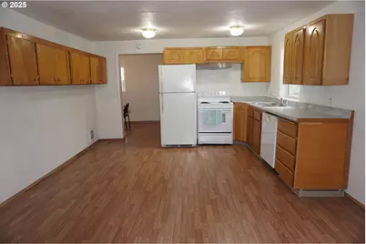 91716 Taylorville Rd, Westport, OR 97016 - Photo 9