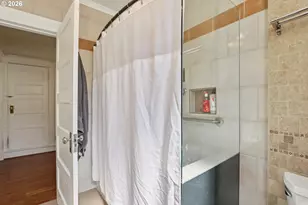 2456 NE 7th Ave, Portland, OR 97212 - Photo 15