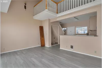 801 NW Coast St #2, Newport, OR 97365 - Photo 19
