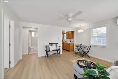 18149 SE Pine St, Portland, OR 97233 - Photo 7