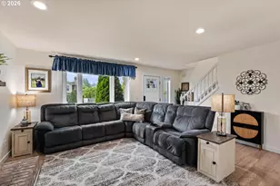 446 SE 68th Ave, Hillsboro, OR 97123 - Photo 9