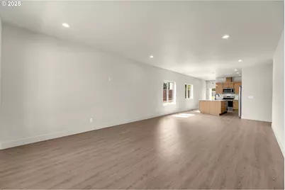 301 Cap Ave, Winlock, WA 98596 - Photo 9