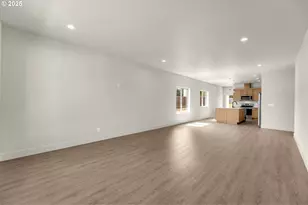 301 Cap Ave, Winlock, WA 98596 - Photo 9