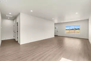 301 Cap Ave, Winlock, WA 98596 - Photo 7