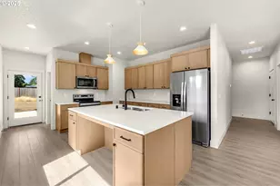 301 Cap Ave, Winlock, WA 98596 - Photo 11