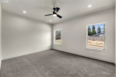 301 Cap Ave, Winlock, WA 98596 - Photo 21