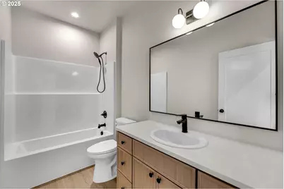 301 Cap Ave, Winlock, WA 98596 - Photo 33