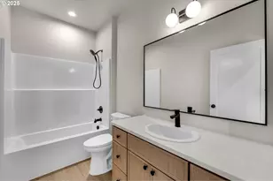 301 Cap Ave, Winlock, WA 98596 - Photo 33