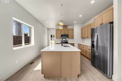 301 Cap Ave, Winlock, WA 98596 - Photo 17