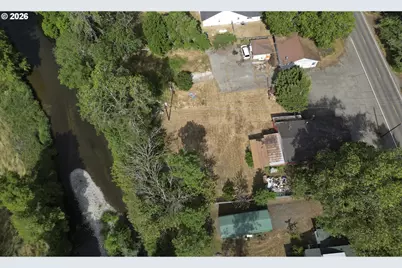 8622 E Evans Creek Rd, Rogue River, OR 97537 - Photo 7