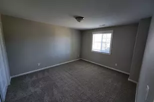 573 E 13th Pl, Lafayette, OR 97127 - Photo 11