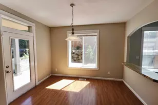573 E 13th Pl, Lafayette, OR 97127 - Photo 9