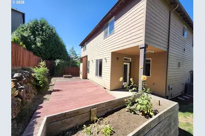 573 E 13th Pl, Lafayette, OR 97127 - Photo 19