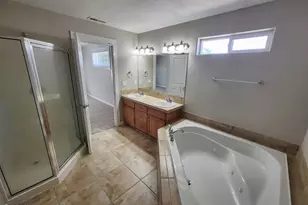 573 E 13th Pl, Lafayette, OR 97127 - Photo 17