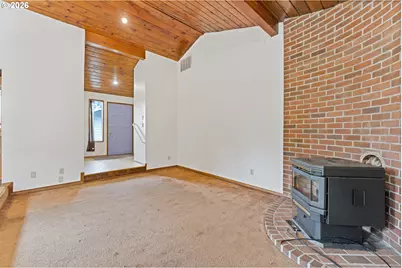 2460 S Dogwood St, Cornelius, OR 97113 - Photo 5