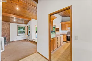 2460 S Dogwood St, Cornelius, OR 97113 - Photo 3